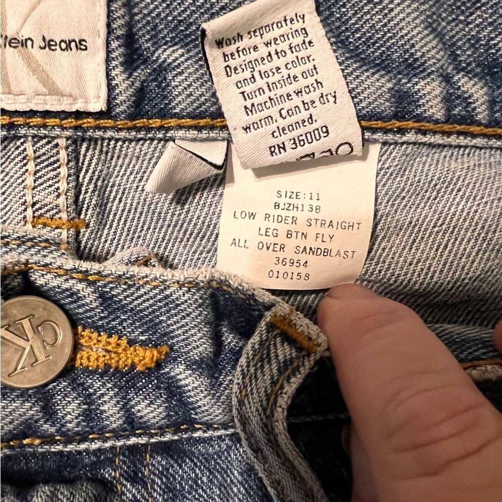 Vintage Y2K Calvin Klein Button Fly Jeans - Picture 5 of 11